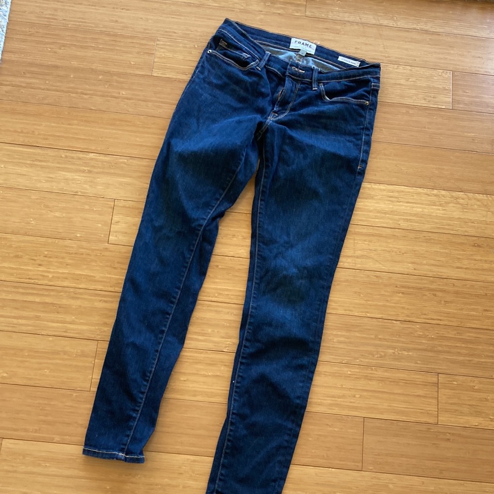 Frame “le skinny de Jeanne” dark denim Los Angeles and London